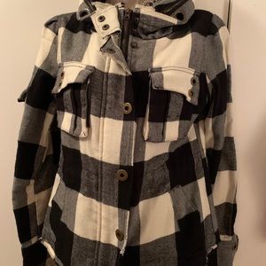 BB Dakota plaid jacket with zippered hood